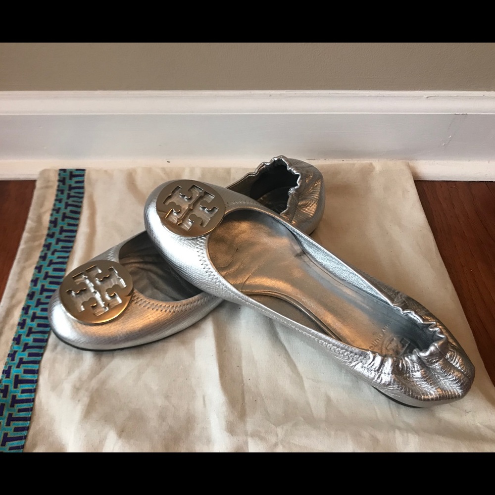 Tory Burch 8.5 Silver Reva Ballet Flats